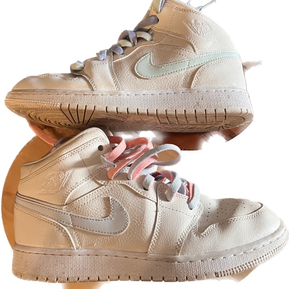 Jordan 1 mid multi-color swoosh phantom